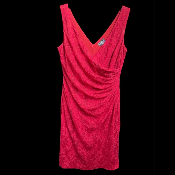 Red Dress - Picture 2 of 3